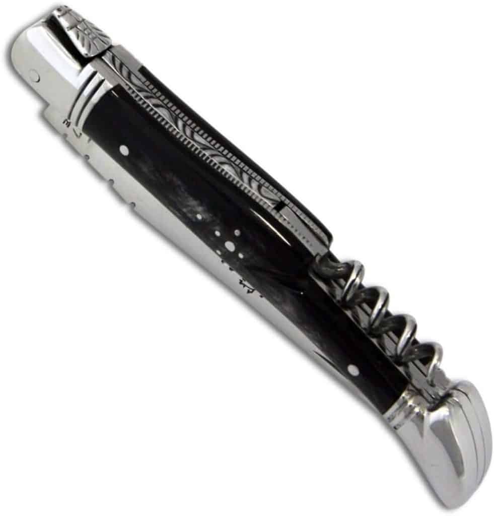 Test du couteau Laguiole Actiforge : manche en corne noire et tire-bouchon