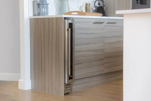 Russell Hobbs Rafraîchisseur pour bouteille de vin acier inoxydable [Classe énergétique G]