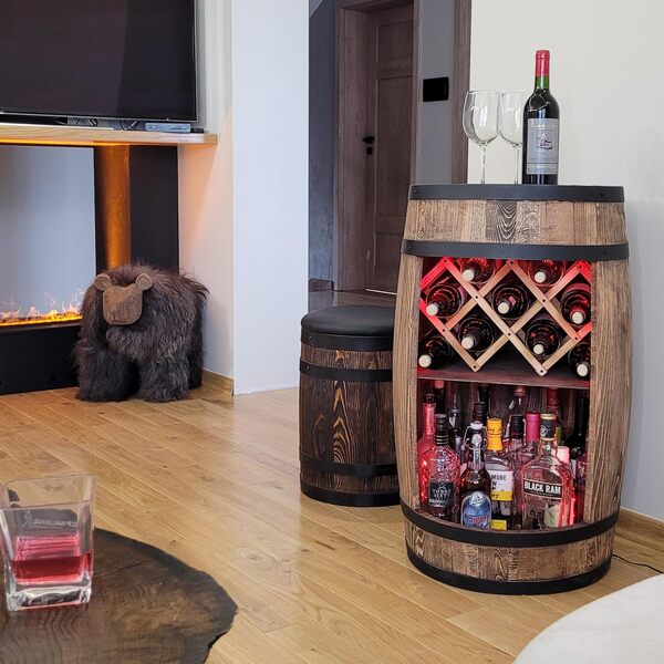 weeco Tonneau Bar en Bois avec Éclairage LED RGB – Casier à Vin avec 2 Étagères et Porte-Bouteilles – Bar Meuble Rustique – 80x50cm – Marron Foncé