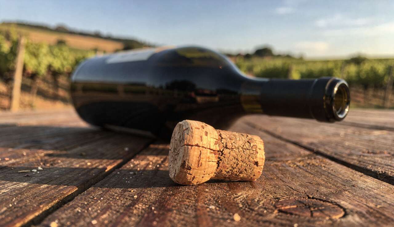 Les qualit&eacute;s et inconv&eacute;nients du bouchon en li&egrave;ge naturel