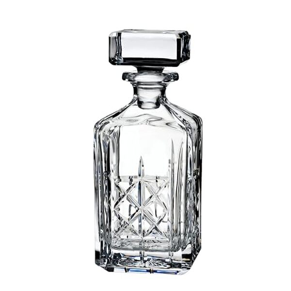 Découvrez notre avis sur la carafe à décanter waterford brady et le gobelet dof : un duo élégant pour savourer vos boissons préférées avec style et raffinement.